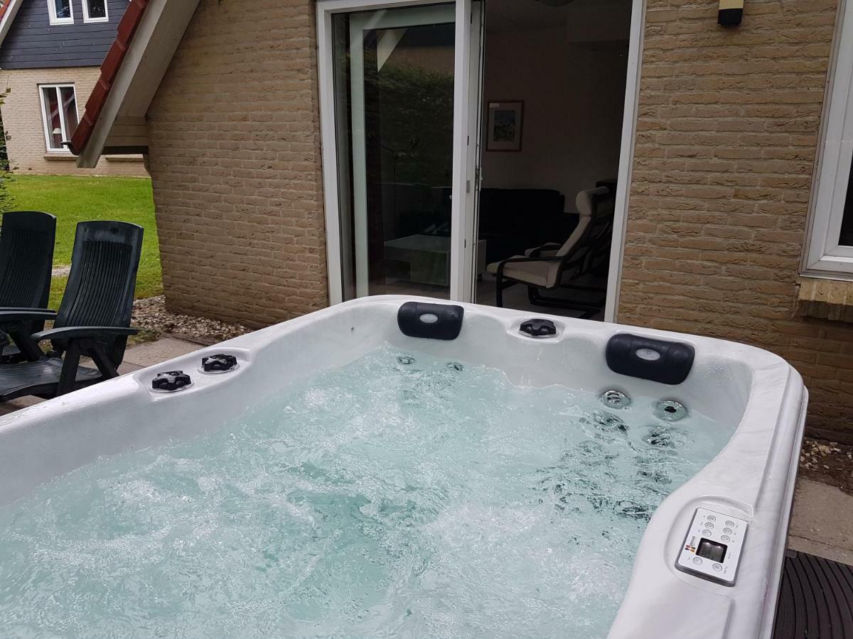ホテル Vakantiepark Timmerholt ウェステルボルク エクステリア 写真
